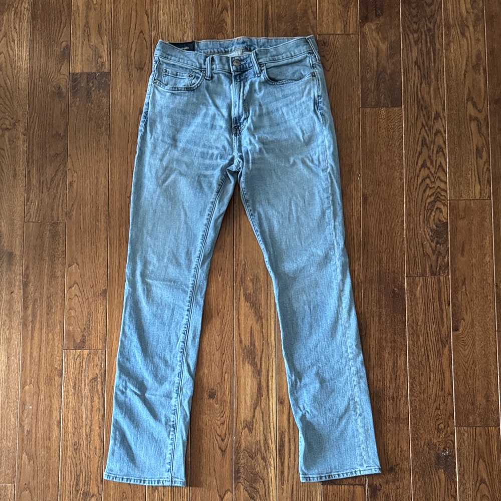 Abercrombie & Fitch Light Blue Straight Stretch Men's Jeans